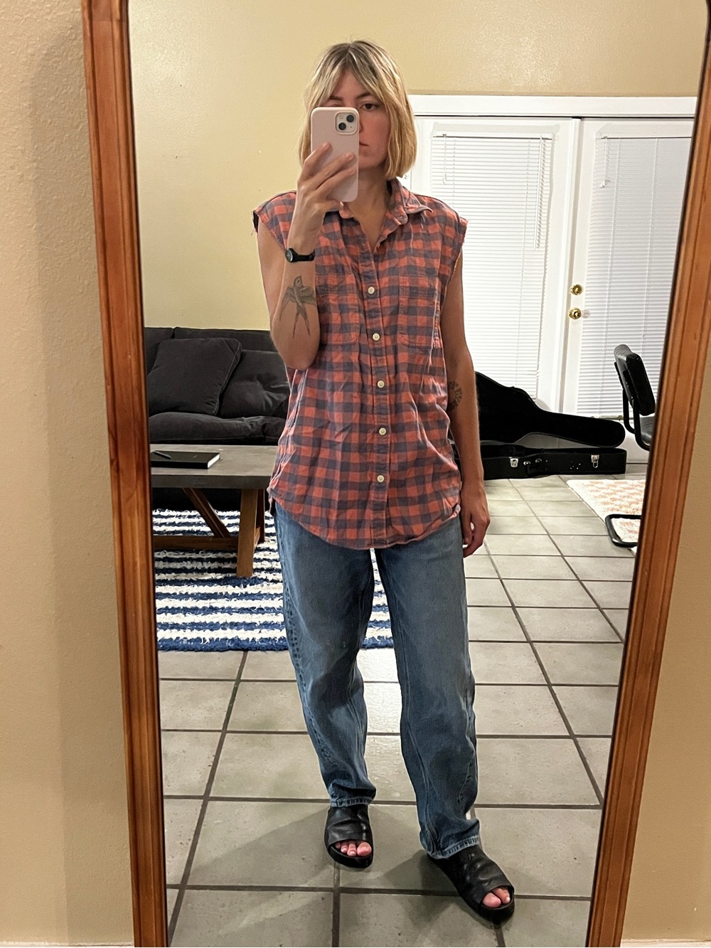 Muscle tee flannel MENS SIZE MEDIUM
